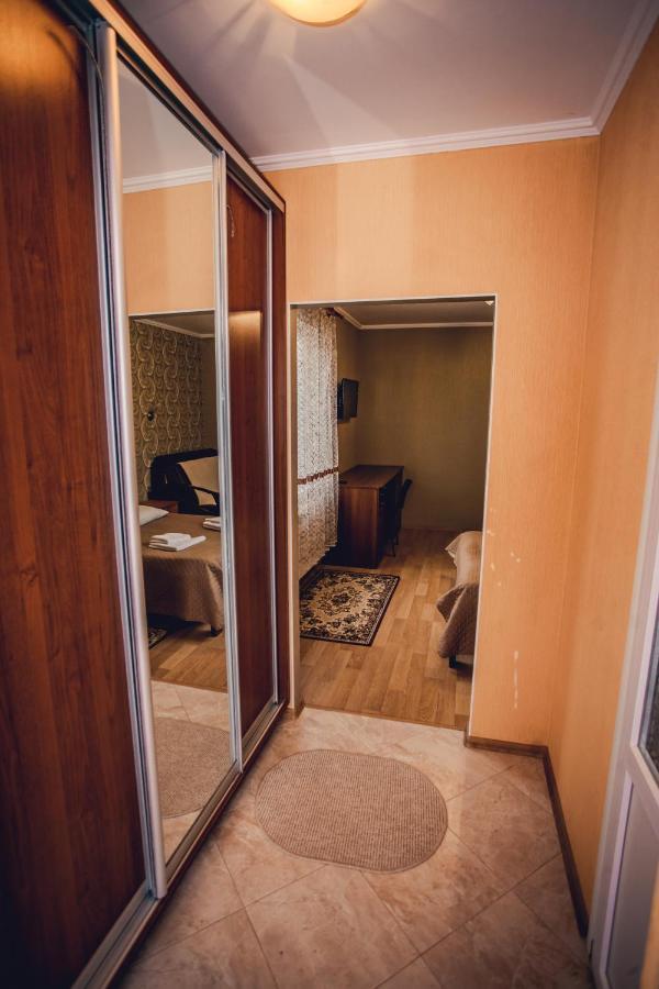 U Eli Hotel โปลยานา ภายนอก รูปภาพ
